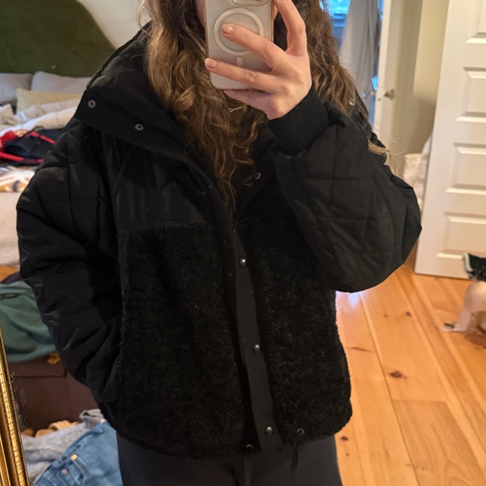 Blank NYC Women's Black Quilted Jacket